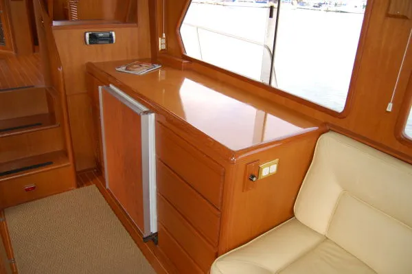 2001 Offshore Yachts Pilothouse