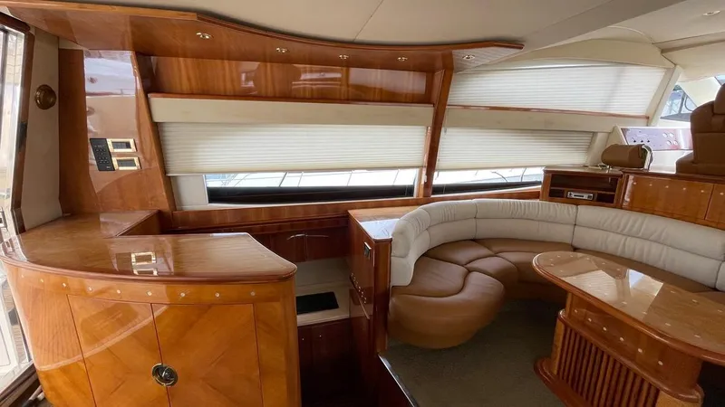 1996 Azimut 54 Flybridge Yacht