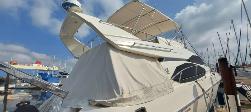 1996 Azimut 54 Flybridge Yacht