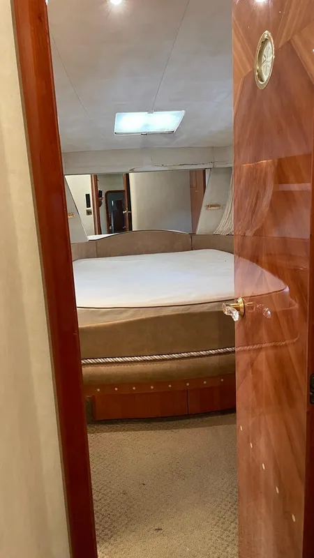 1996 Azimut 54 Flybridge Yacht