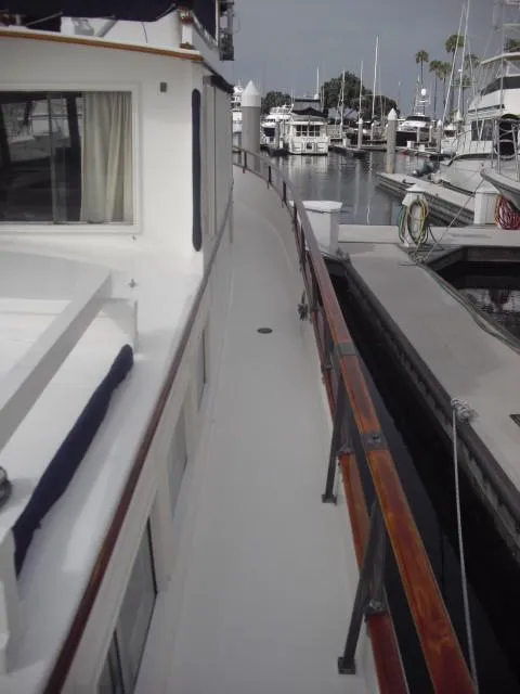 1977 Grand Banks Classic