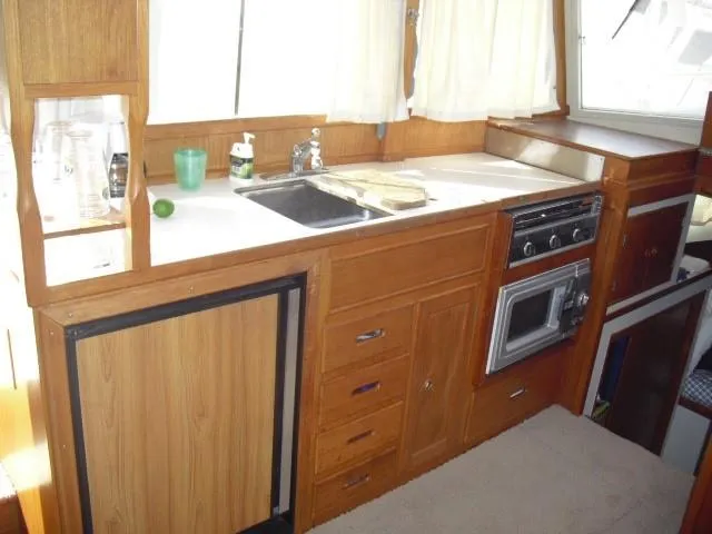 1977 Grand Banks Classic