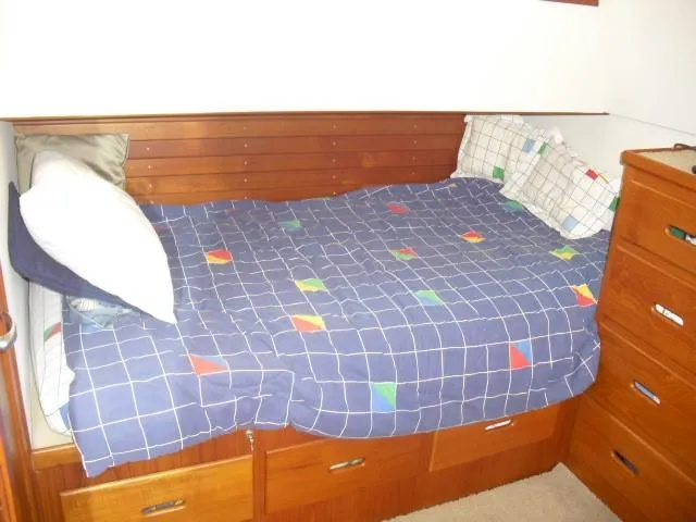 Aft cabin