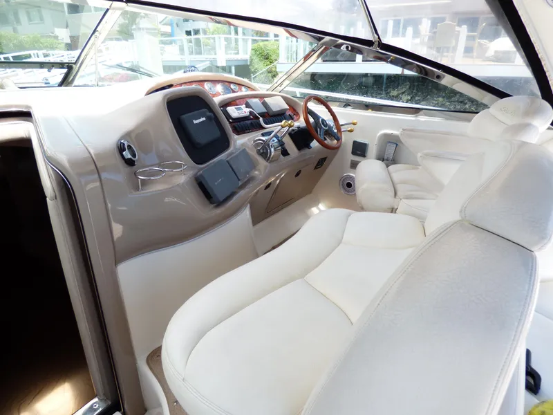 Helm seating +3