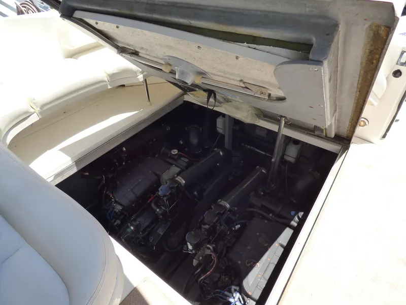 Power engine hatch
