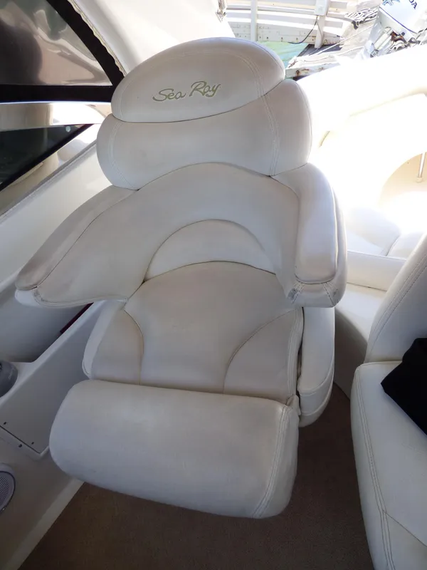 Captains chair