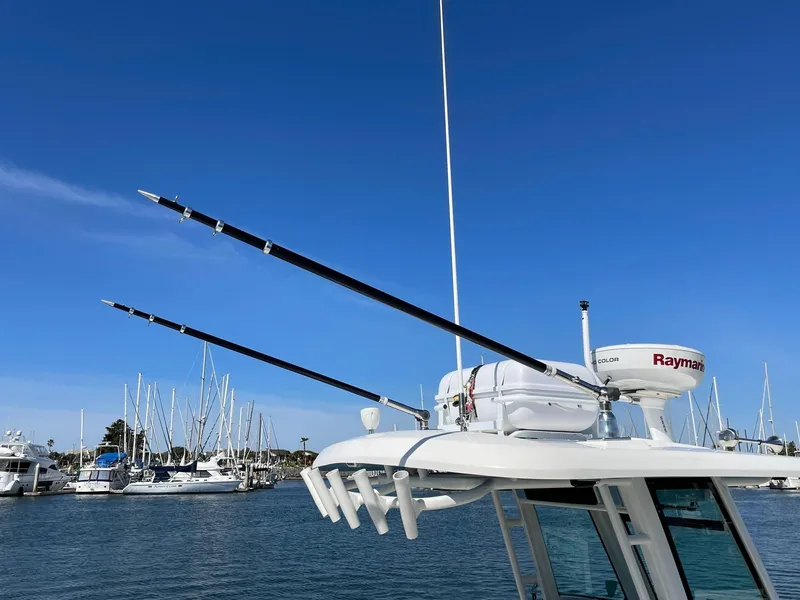 2020 Boston Whaler 250 Outrage