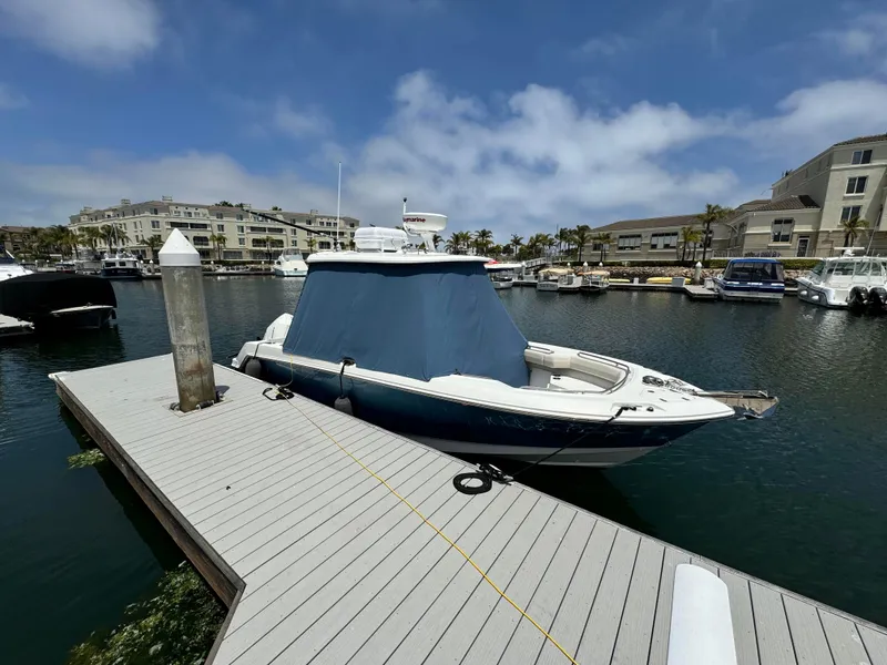 2020 Boston Whaler 250 Outrage