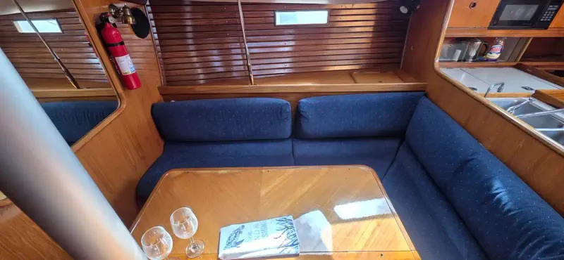1991 Beneteau Oceanis 390