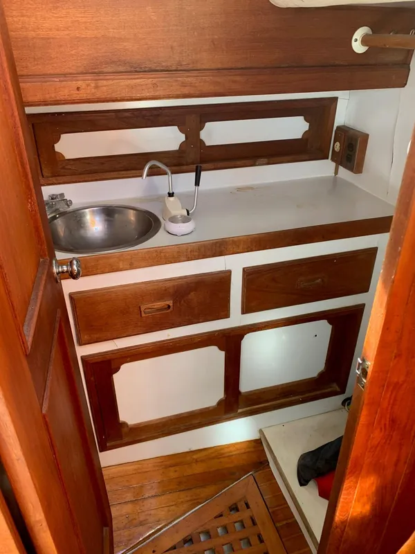 1979 Explorer 45