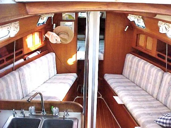 1989 Ericson 200/sloop