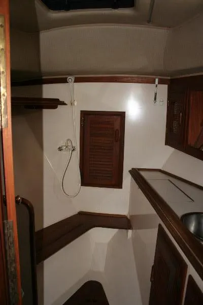 1978 Islander Freeport 36
