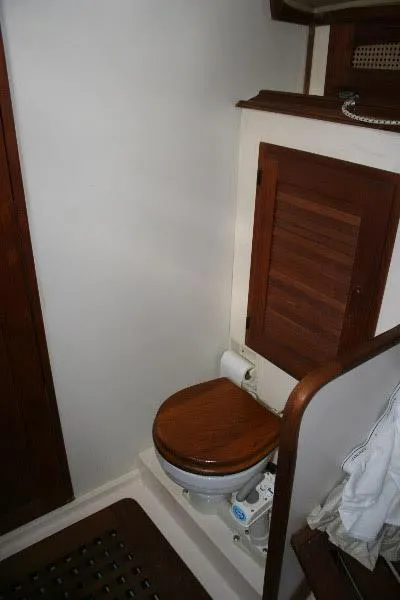 1978 Islander Freeport 36