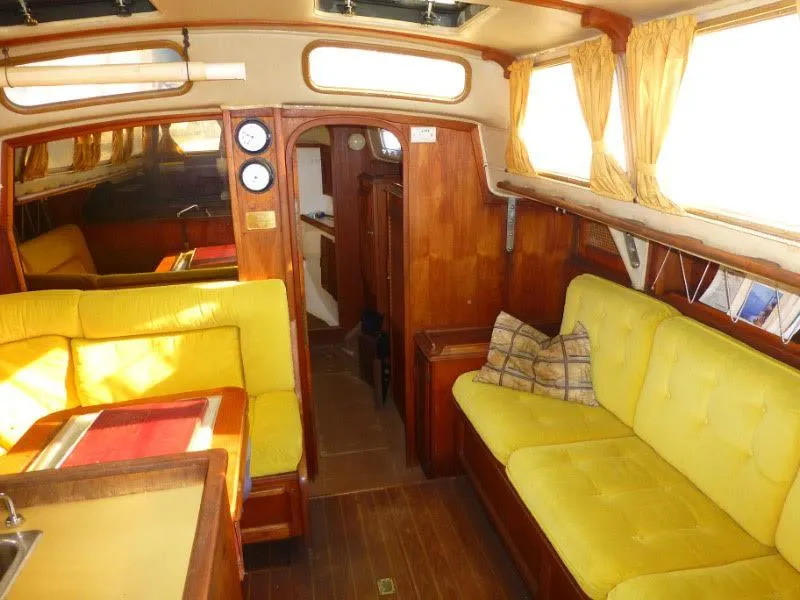 1978 Islander Freeport 36