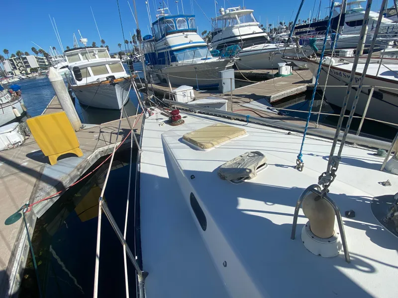 1985 Oceanic Center Cockpit 45