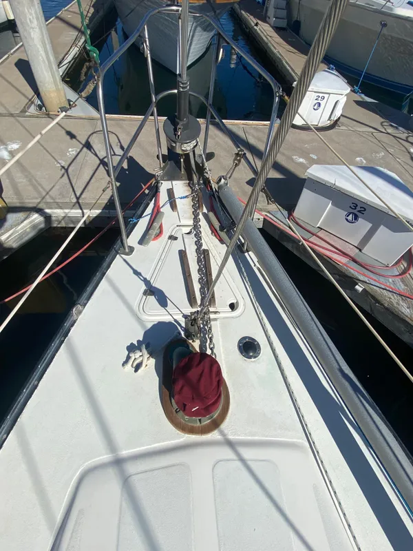 1985 Oceanic Center Cockpit 45