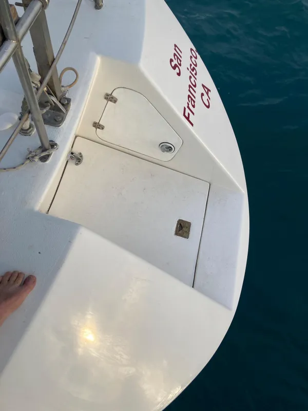 1985 Oceanic Center Cockpit 45