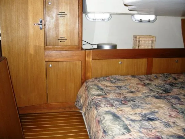 1999 Hunter 410
