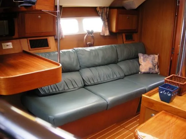 1999 Hunter 410