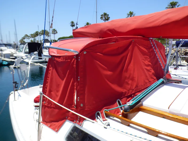 1977 Catalina 30