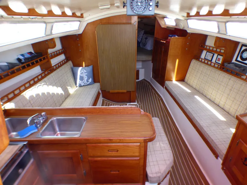 1977 Catalina 30