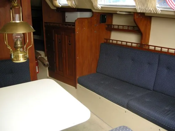 1982 Catalina Sloop