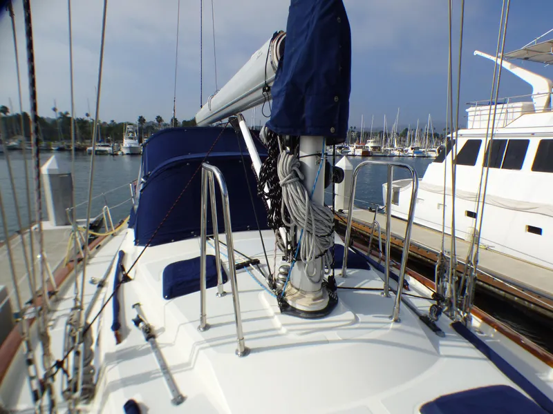 2000 Tayana 48