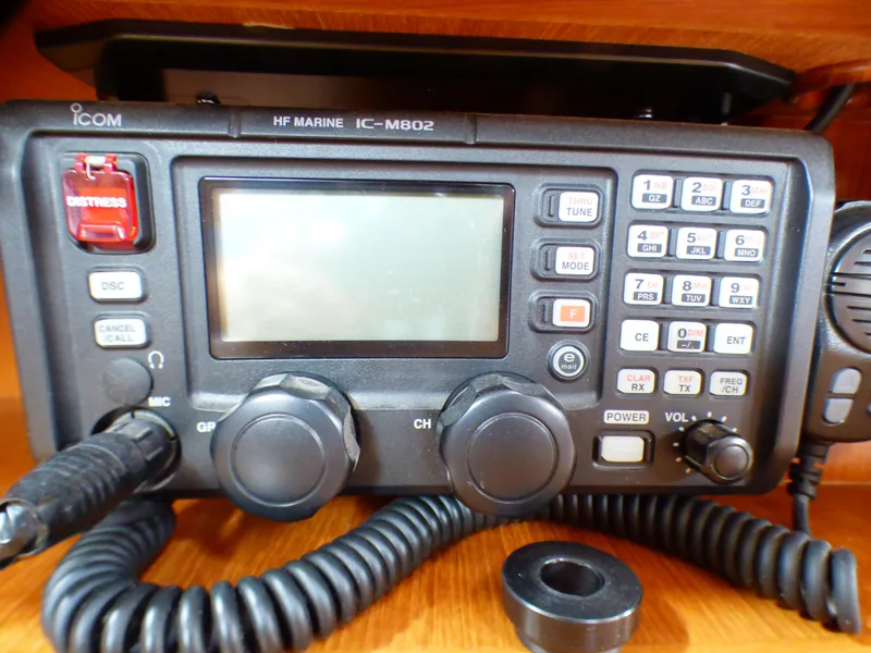 2000 Tayana 48