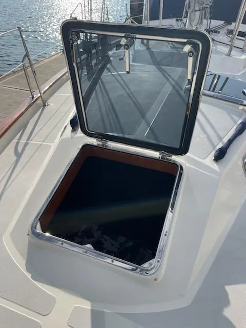 2000 Tayana 48