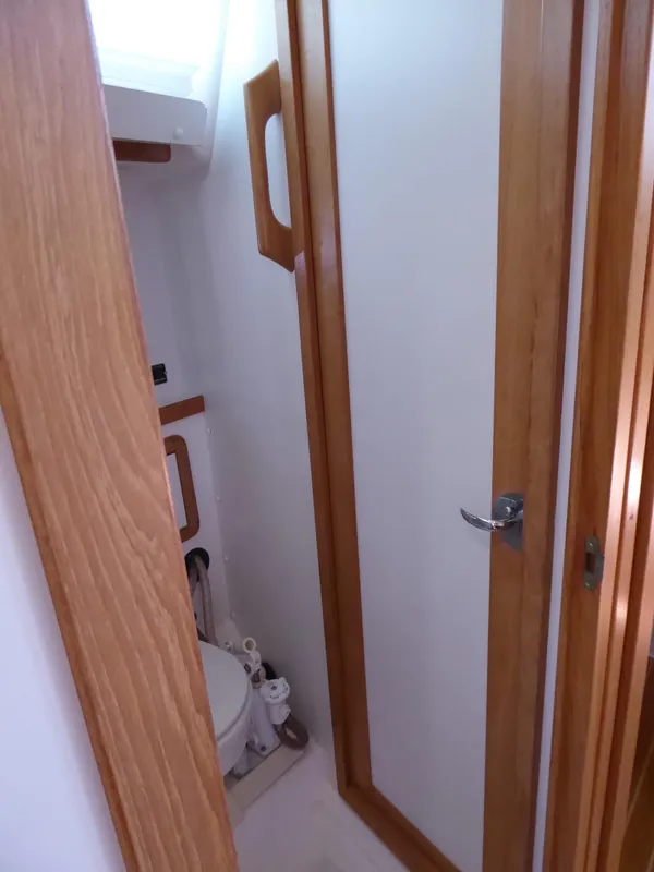 Door to aft berth from guest head