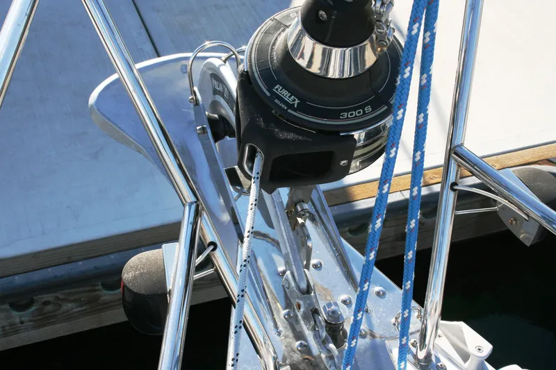 2012 Catalina 385