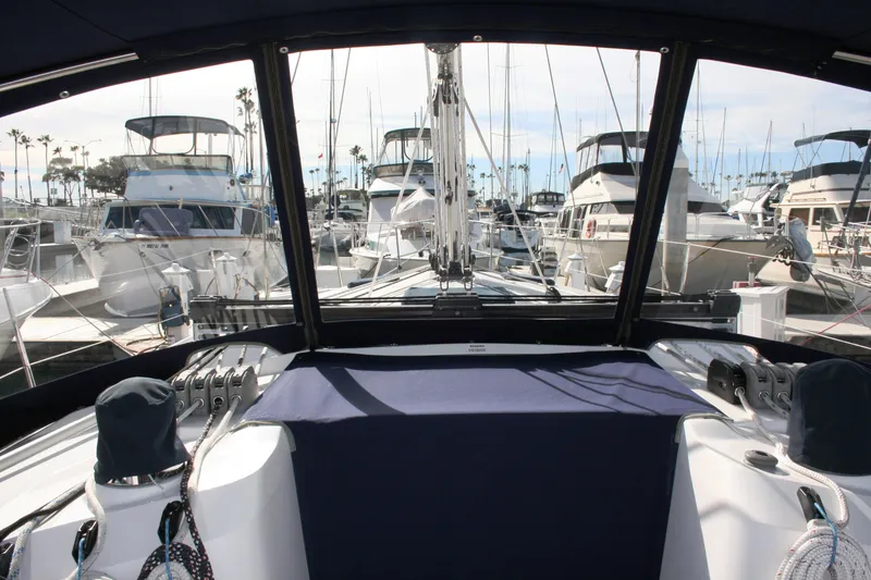 2012 Catalina 385