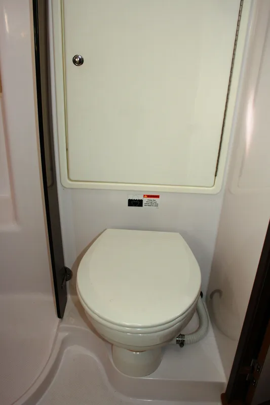2012 Catalina 385
