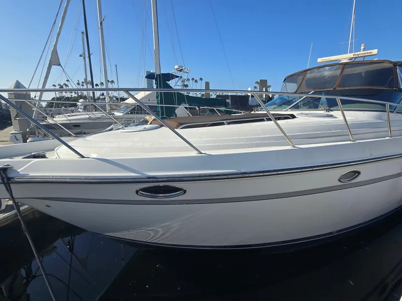 2000 Maxum 3700 SCR