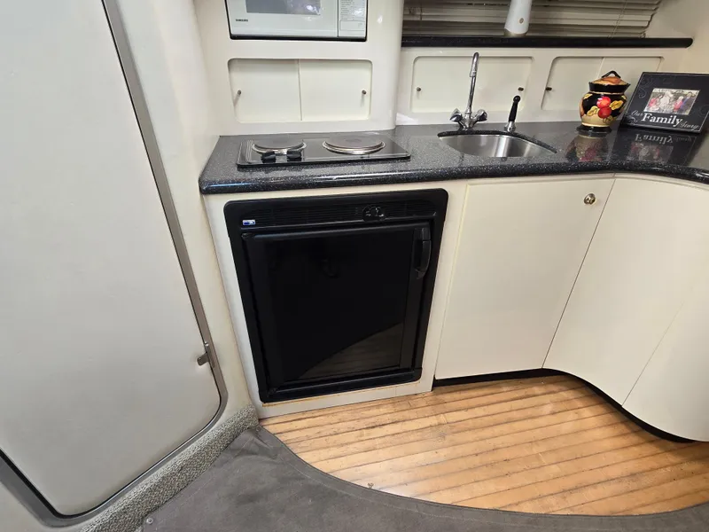 2000 Maxum 3700 SCR