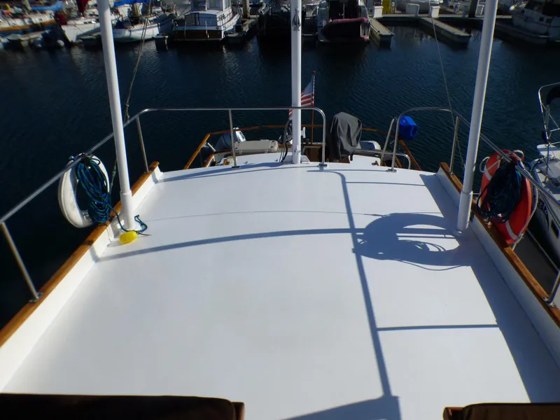 1977 Grand Banks Classic