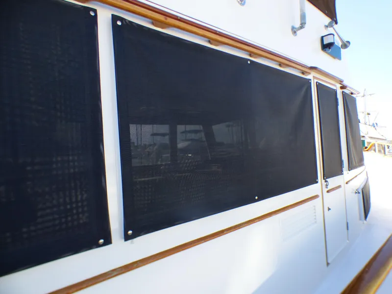1977 Grand Banks Classic