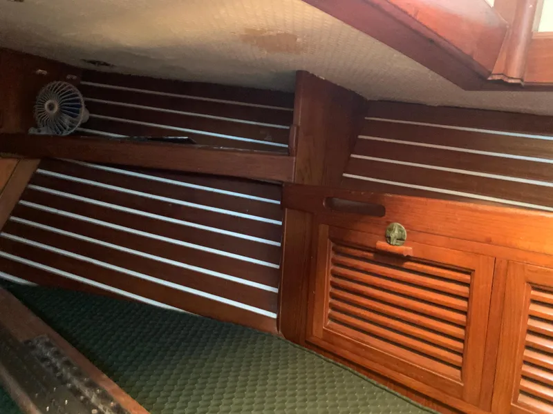 1980 Tayana Pilot House