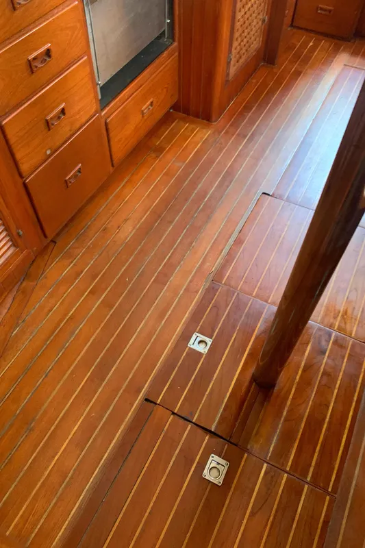 1980 Tayana Pilot House