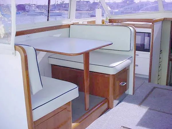 Starboard dinette