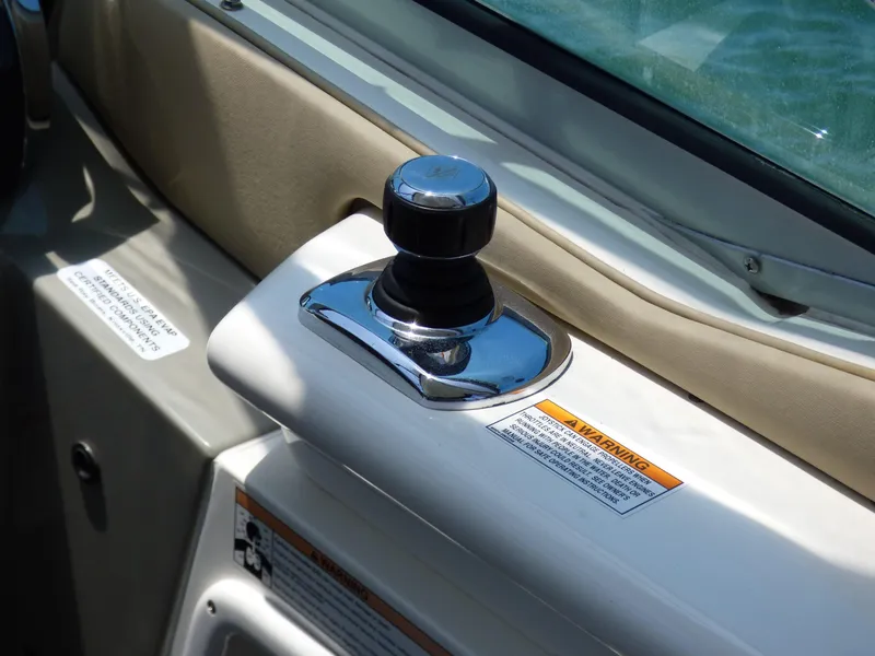 2016 Sea Ray Sundancer
