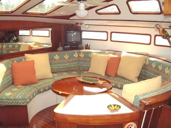 Salon Area Showing Round Table