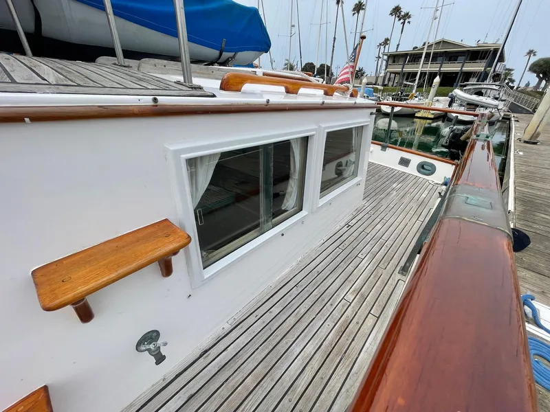 1978 Grand Banks 36 Classic