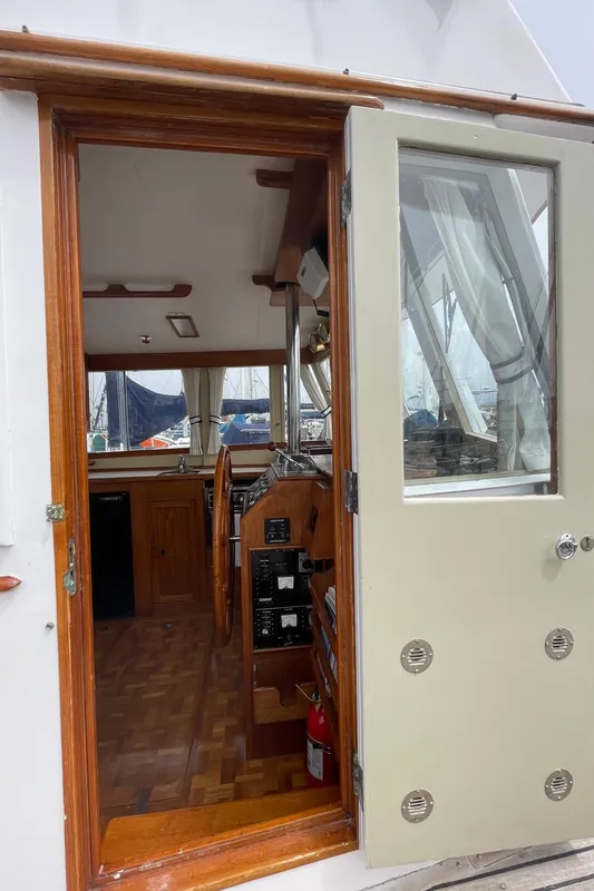 1978 Grand Banks 36 Classic