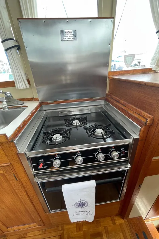 1978 Grand Banks 36 Classic