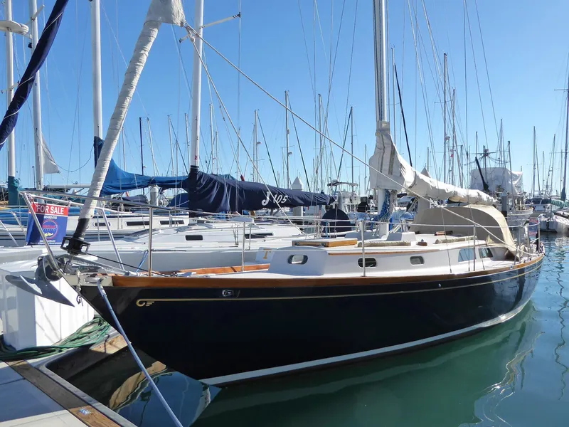 1973 Hinckley Pilot 35
