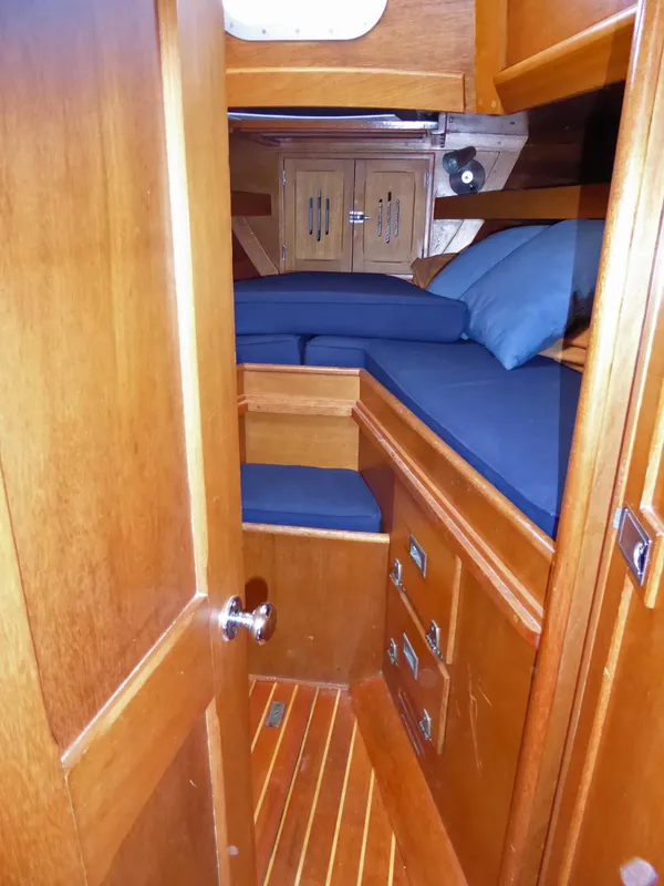 1973 Hinckley Pilot 35