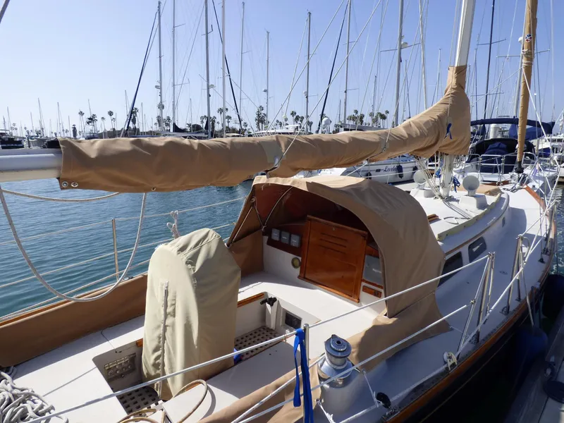 1973 Hinckley Pilot 35