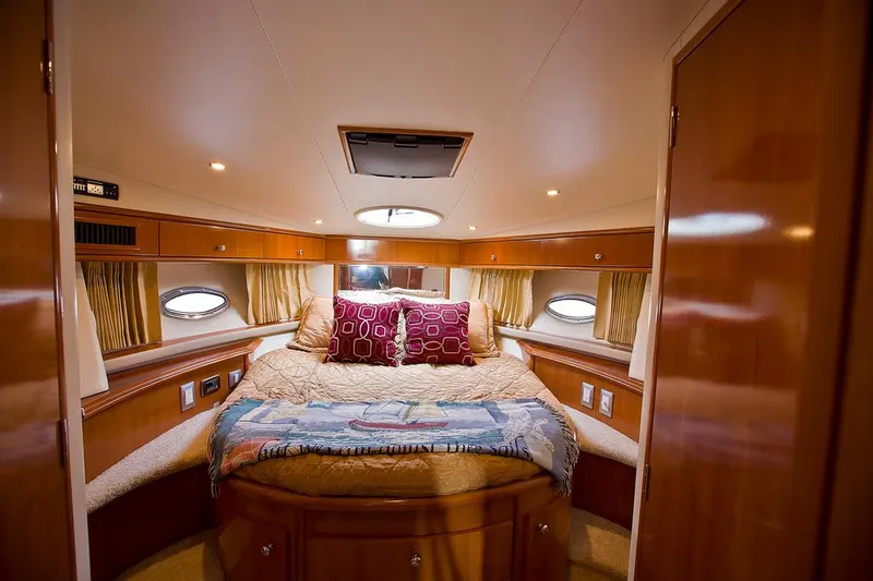 2006 Carver 42 Super Sport