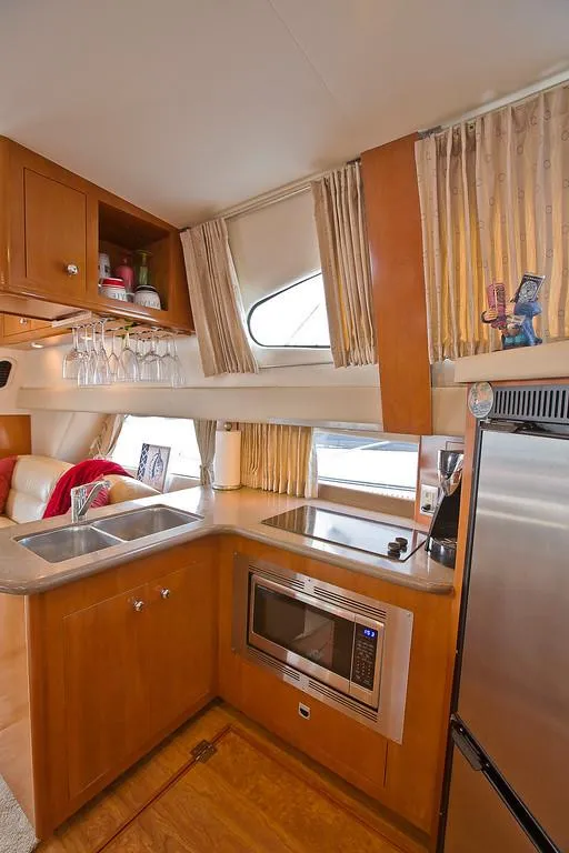 2006 Carver 42 Super Sport